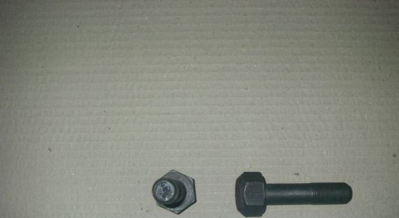 Болт шкива коленвала L=74 мм М18х110х1,5 на Ммз ОАО ММЗ (245-1005054-В)